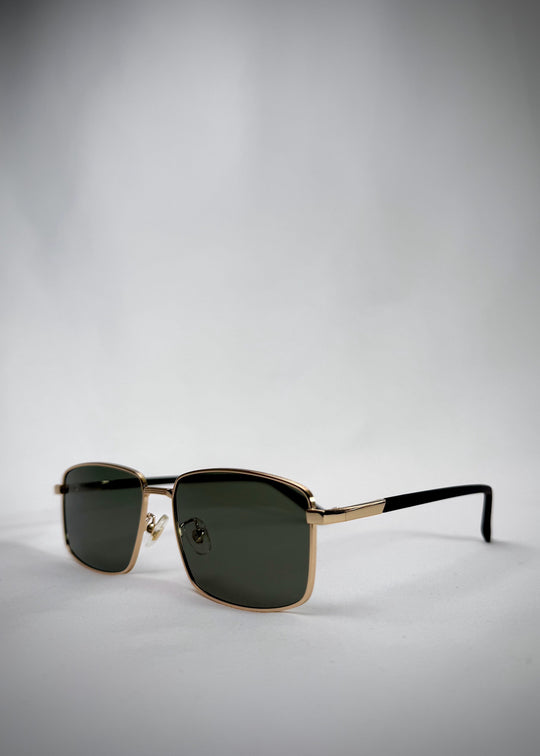 Angled view of Sirius A - Gold sunglasses, featuring adjustable nose pads and scratch-resistant polarized green lenses.