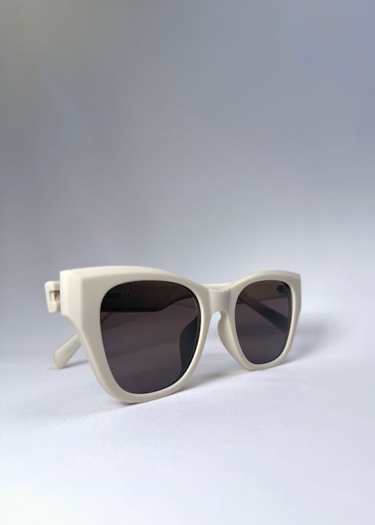 Front angled view of Veyron sunglasses in Pale Mirage, featuring soft matte grey acetate and sculpted silhouette.