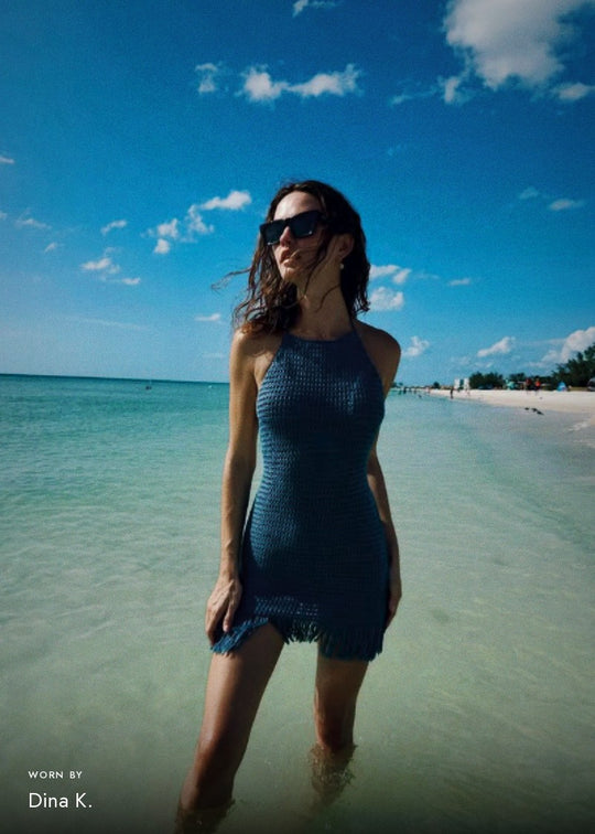 Customer photo: Dina K. wearing Fomalhaut – Black