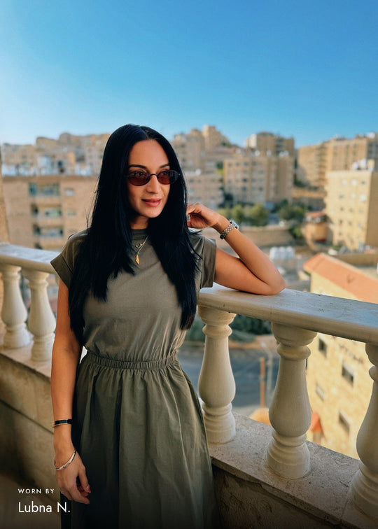 Customer photo: Lubna N. wearing Solstice – Mahogany Black