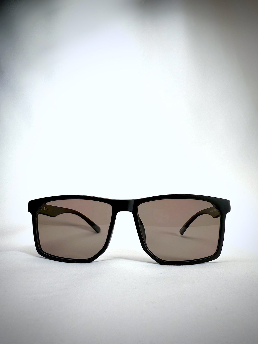 Front view of Betelgeuse matte brown TR90 frame – A bold yet refined prescription sunglasses design. 